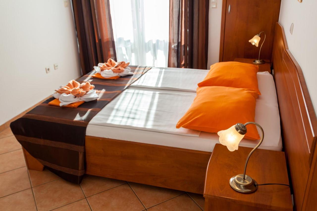 Guesthouse Villa Adria مالينسكا المظهر الخارجي الصورة